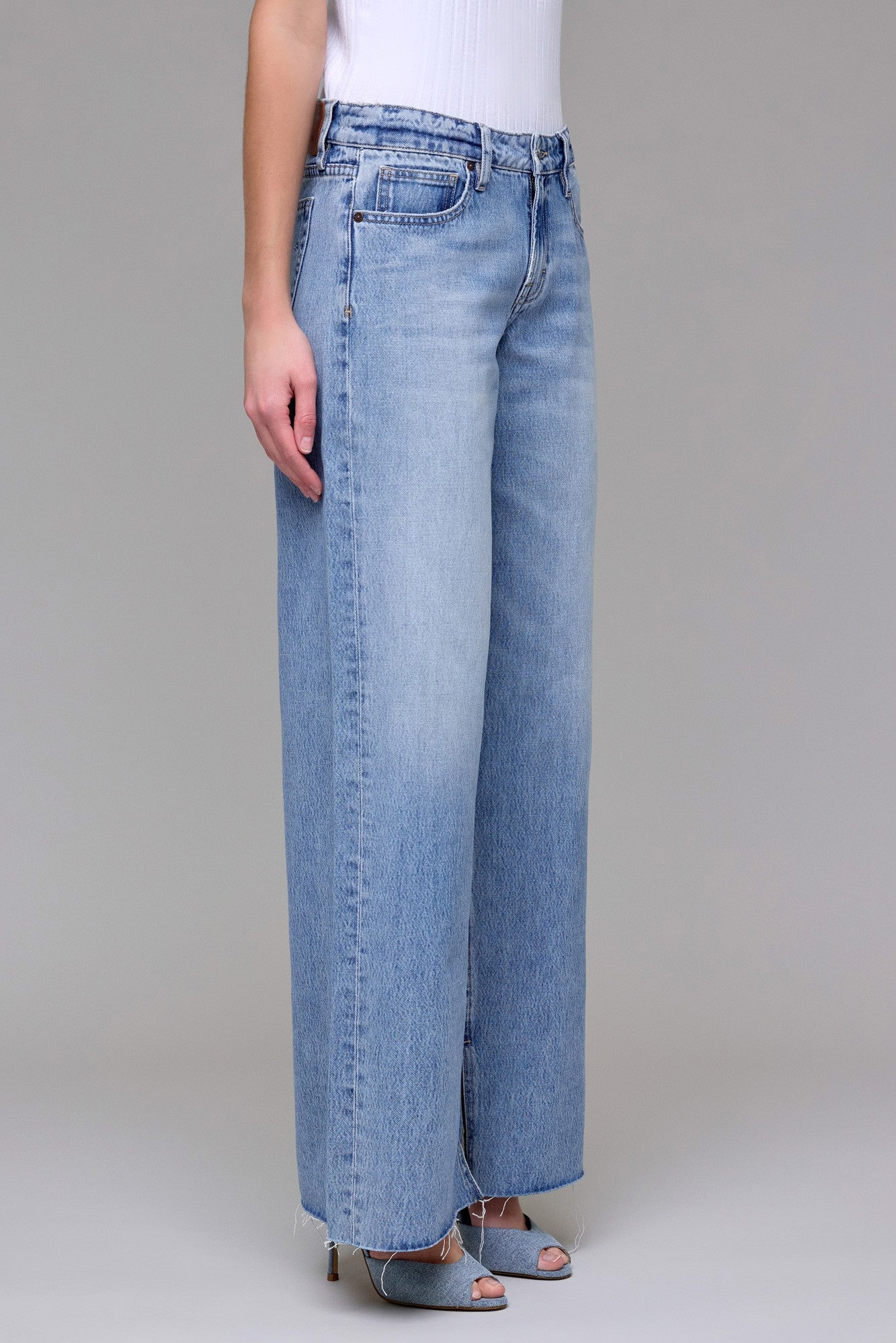 medium wash low rise extra wideleg