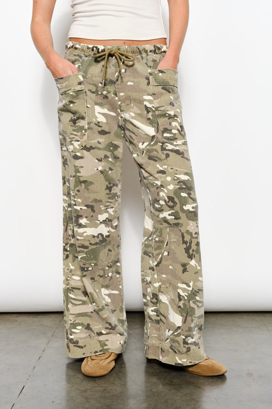 camo drawstring pants