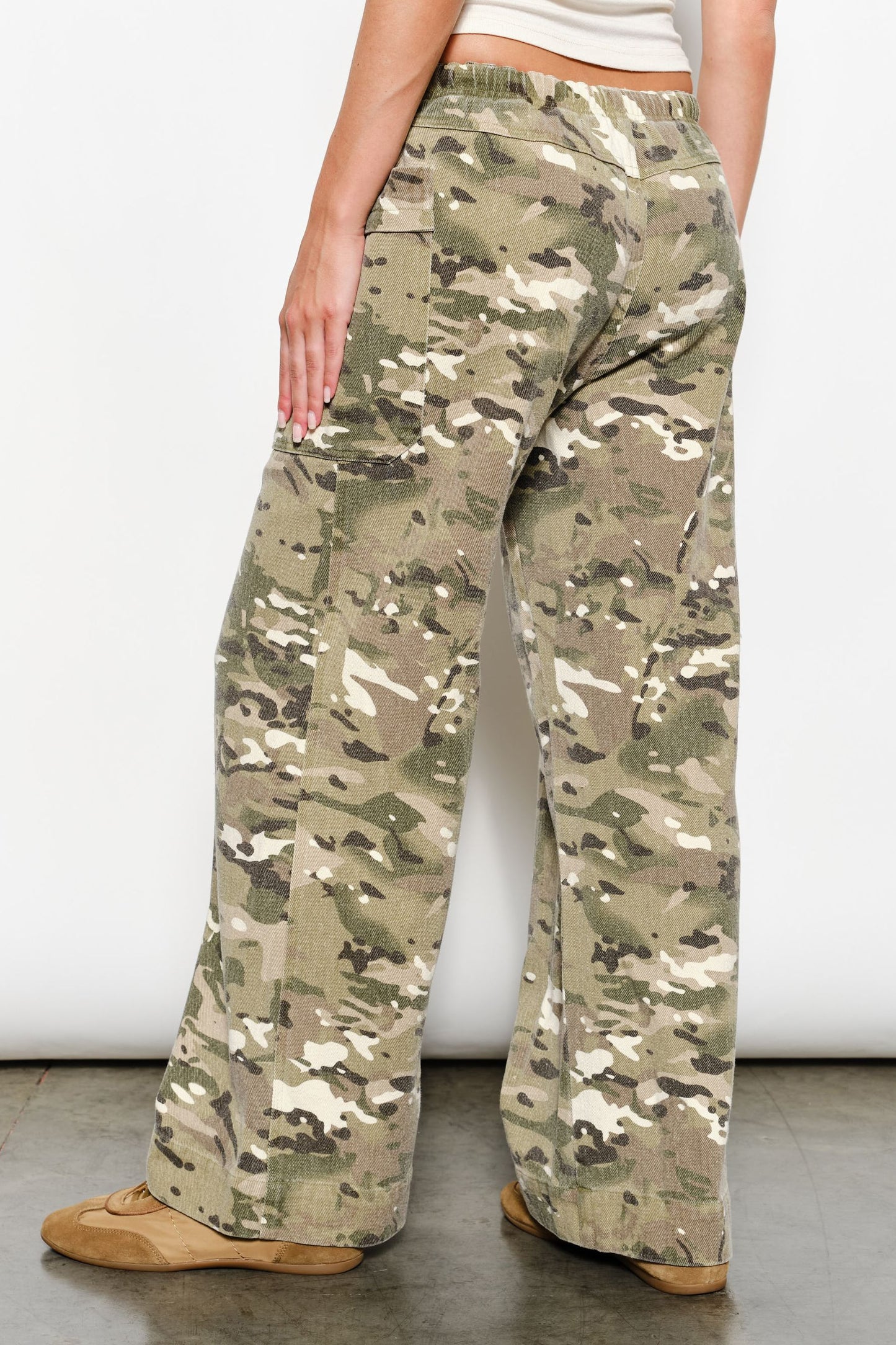 camo drawstring pants