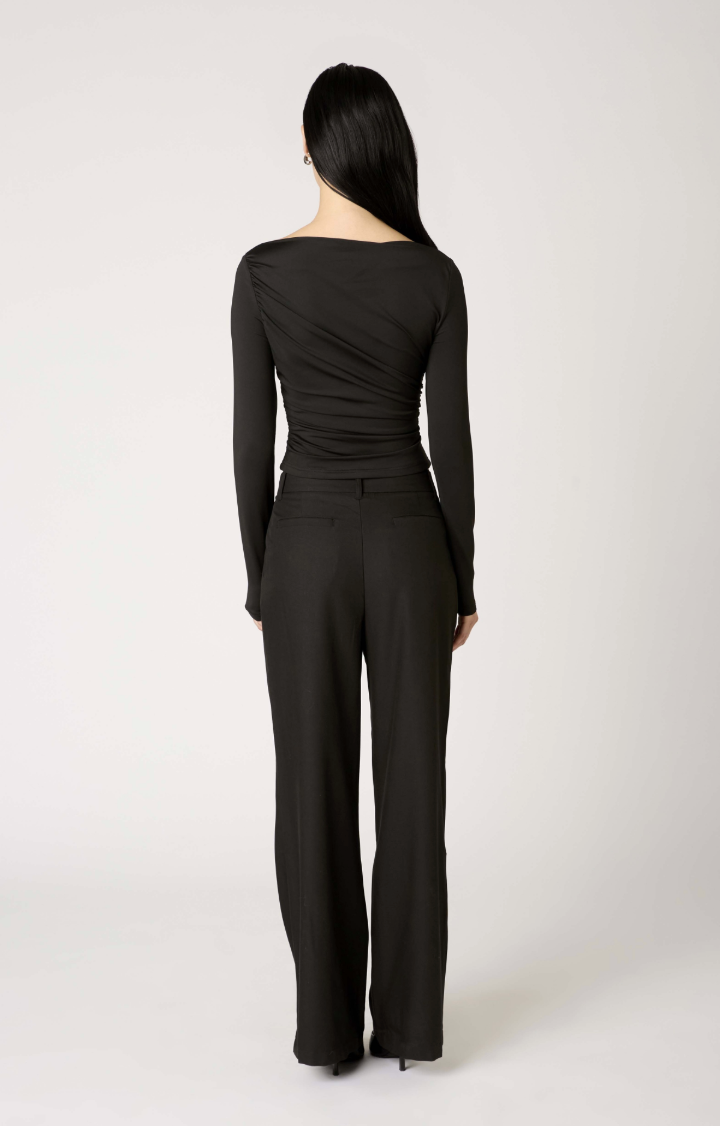 isabeau boatneck top