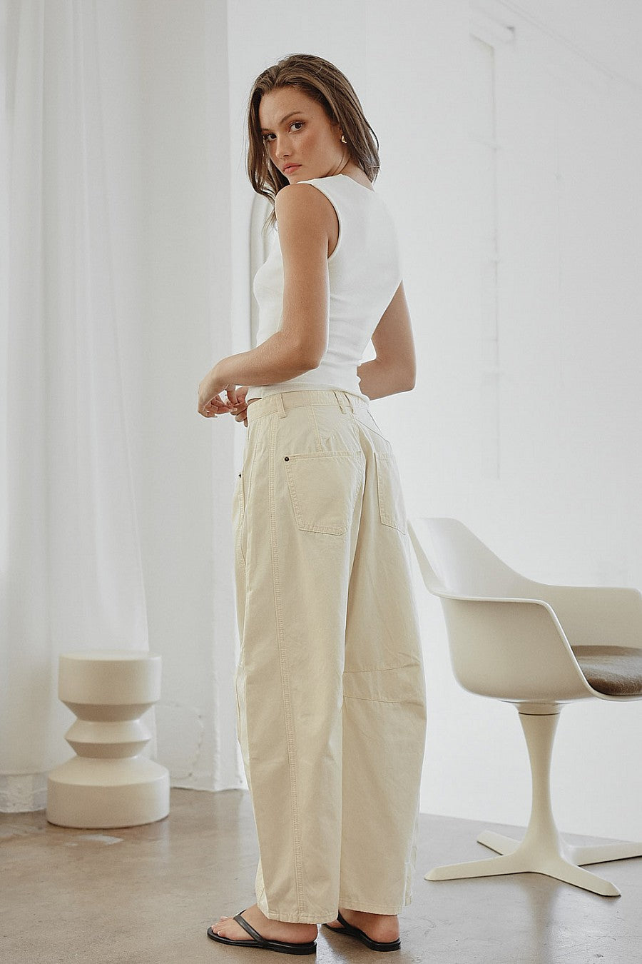 driftwood barrell jeans