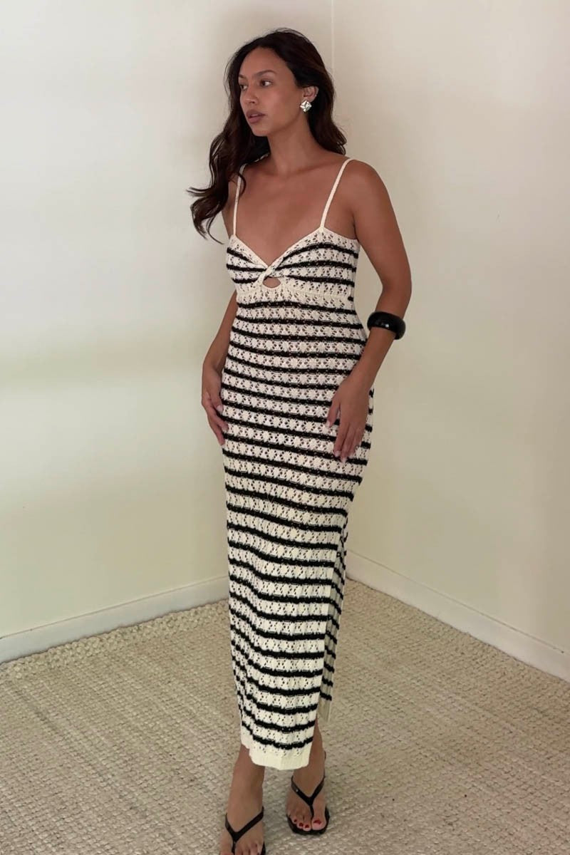 villa vibes maxi dress