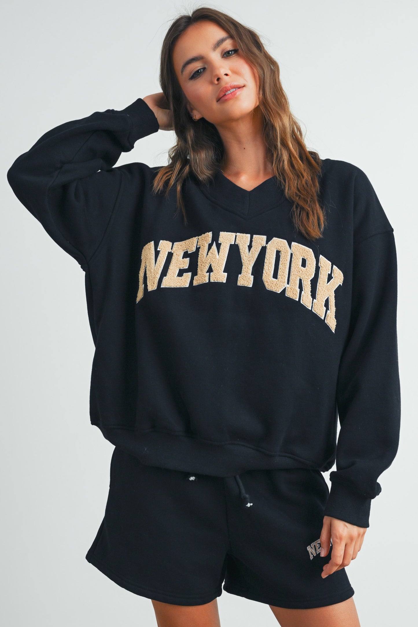 new york v neck sweatshirt