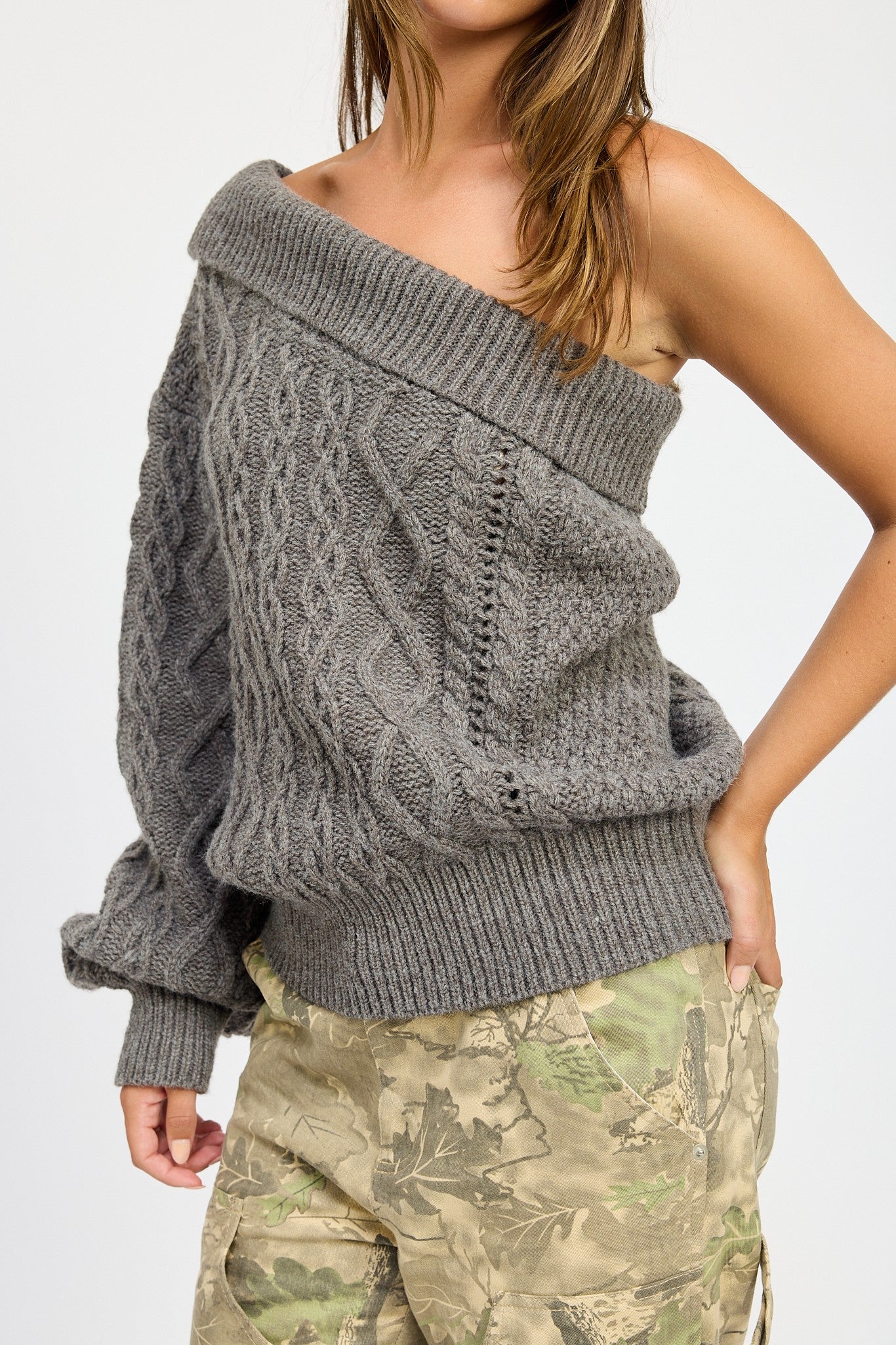 oversized one shoulder sweater