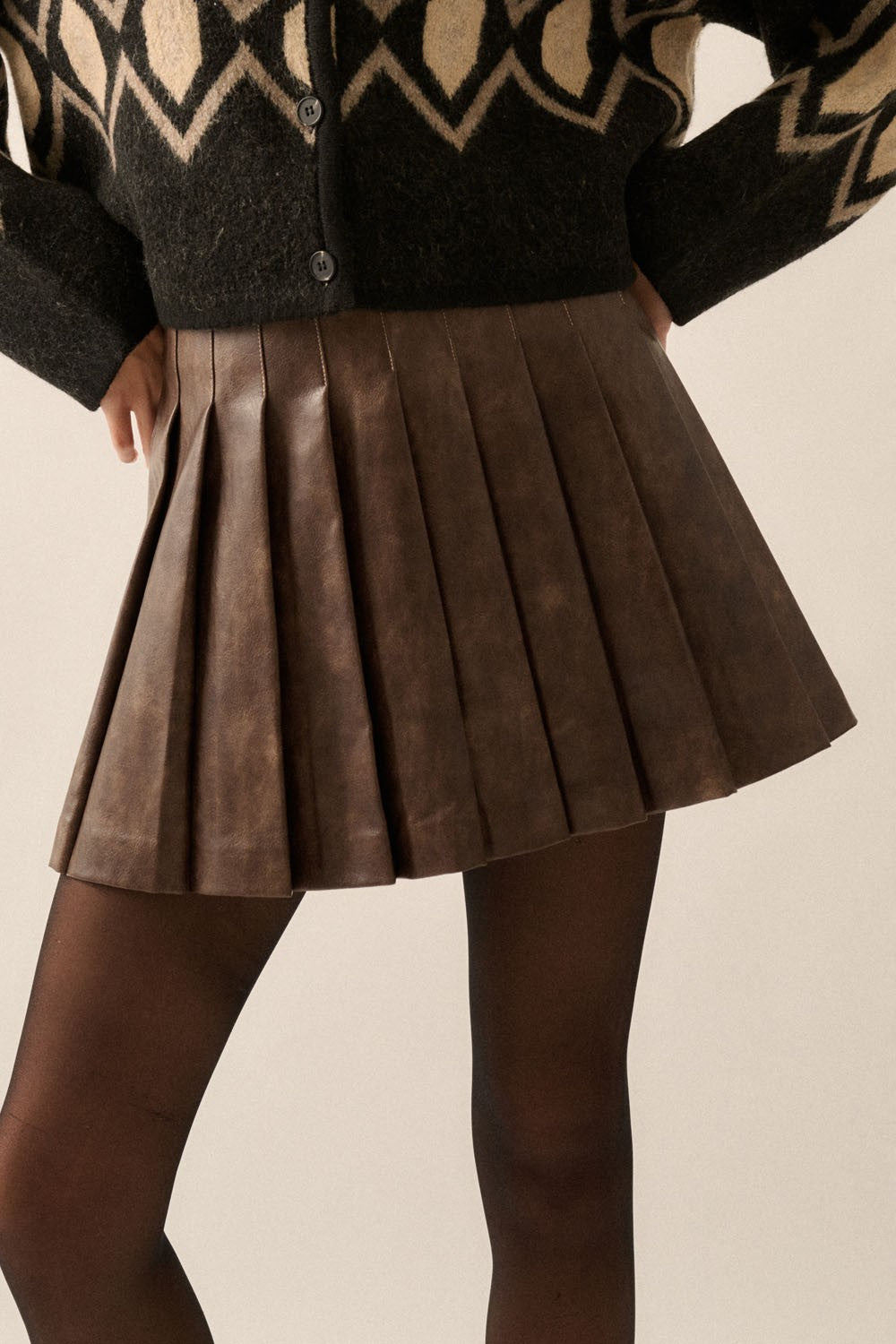 pleated mini skirt