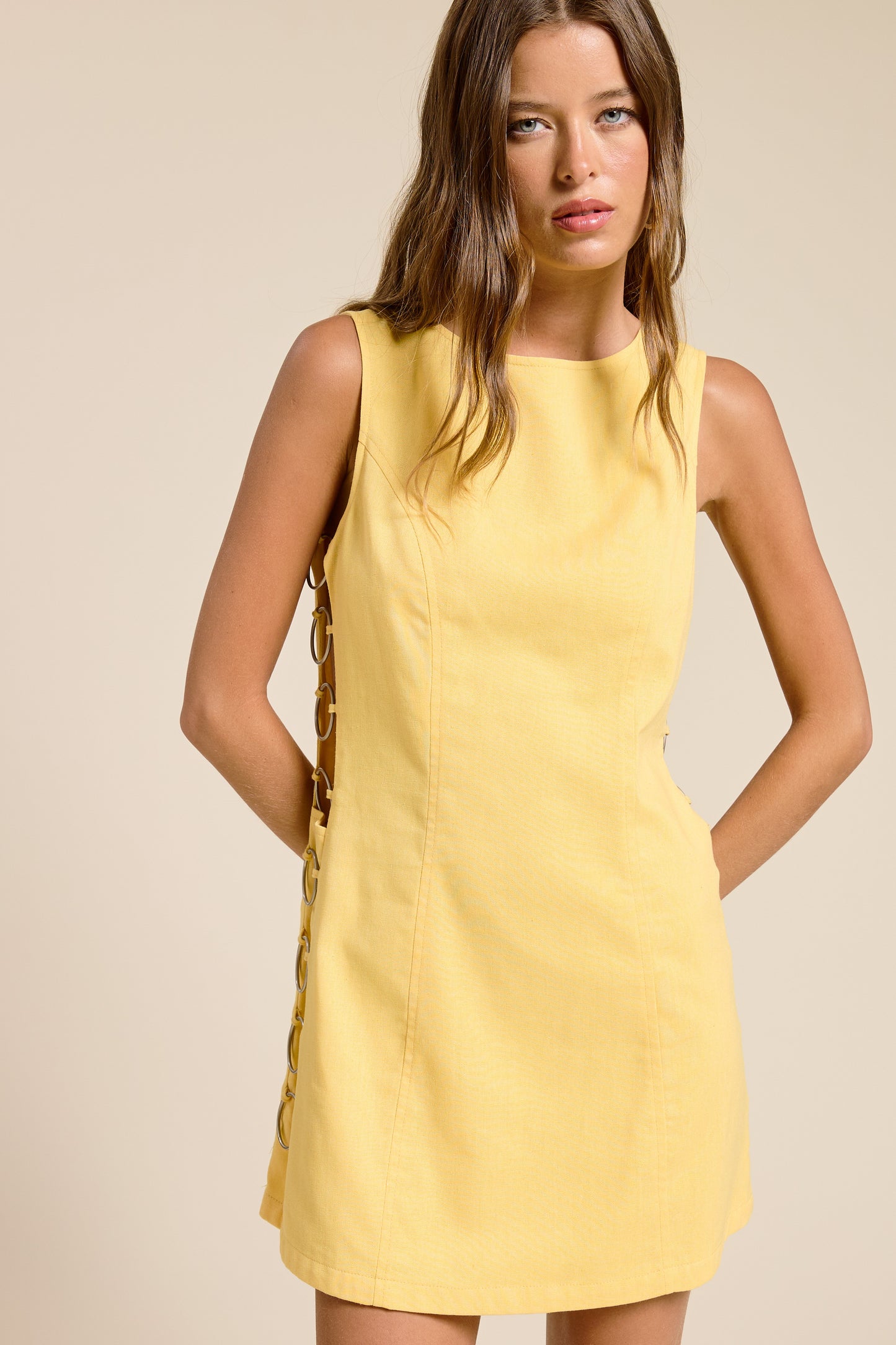 carrie bradshaw mini dress