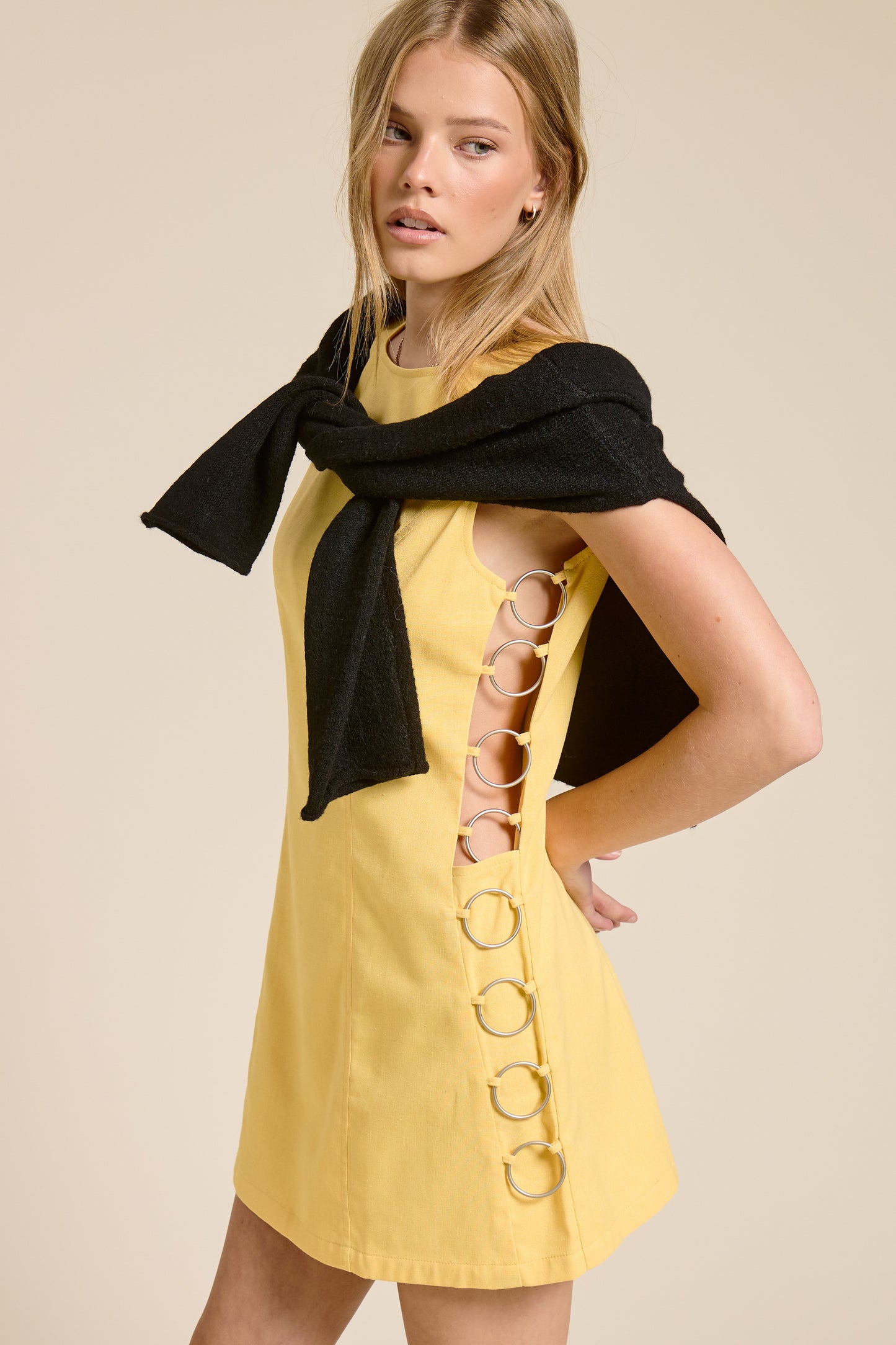 carrie bradshaw mini dress