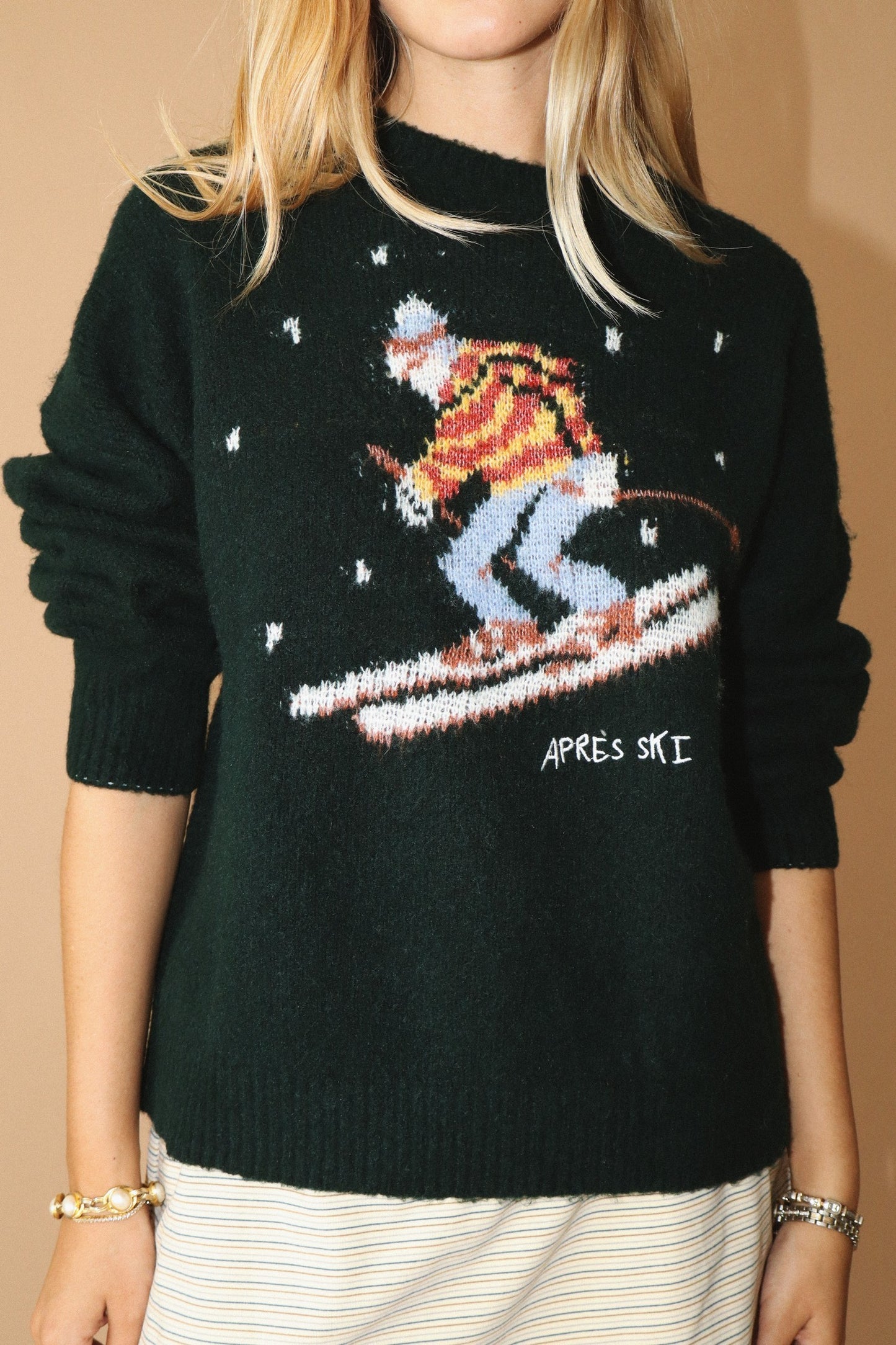 apres skier sweater
