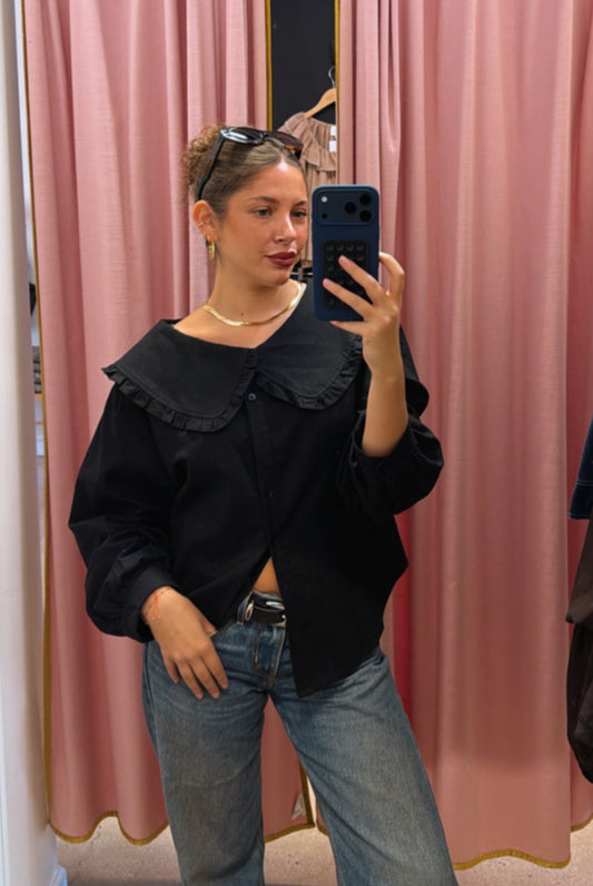 peter pan collar shirt