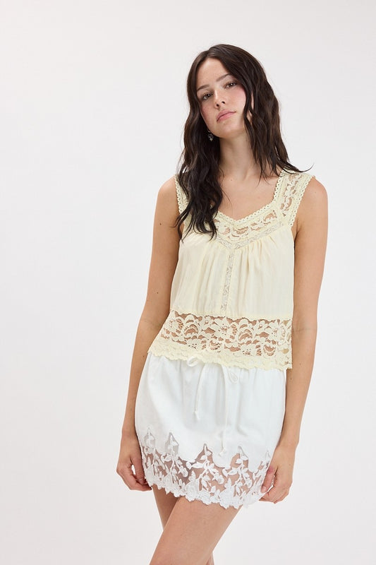 lace hem mini skort