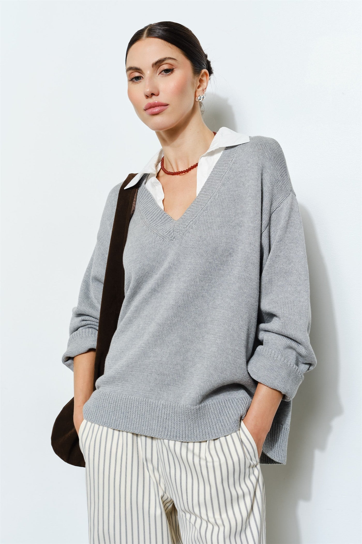 minimal mood sweater