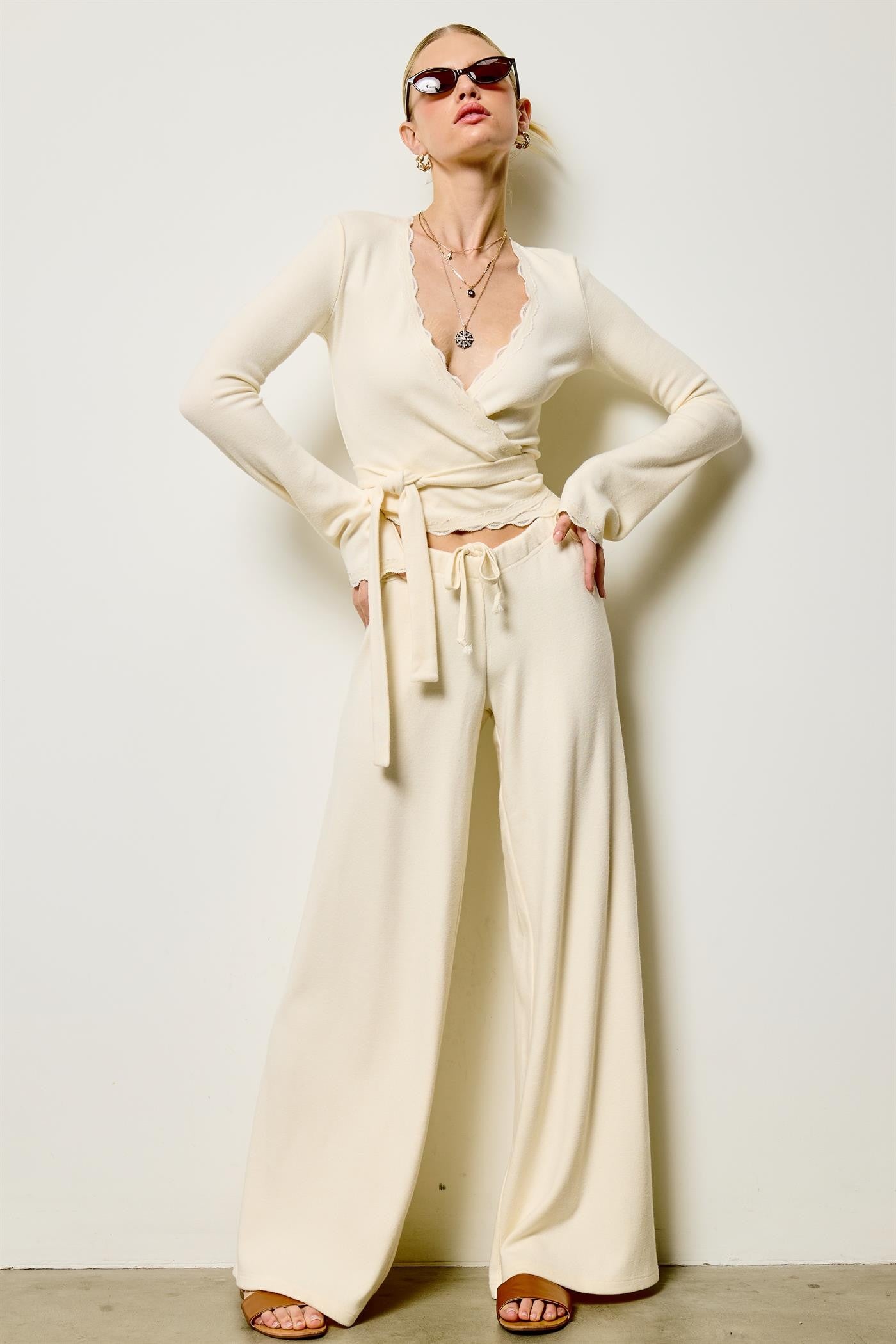 scalloped edge pant set