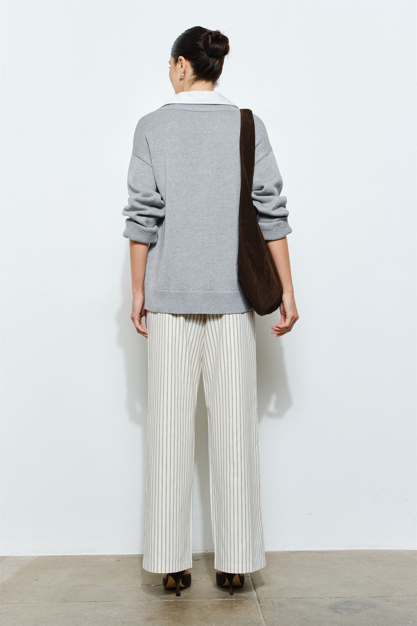 minimal mood sweater