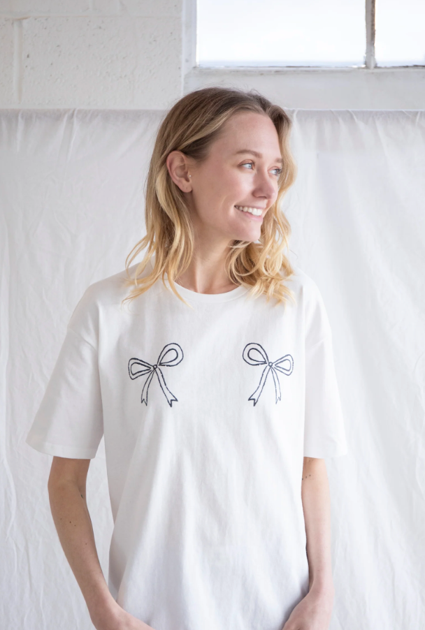 relaxed ribbon tee