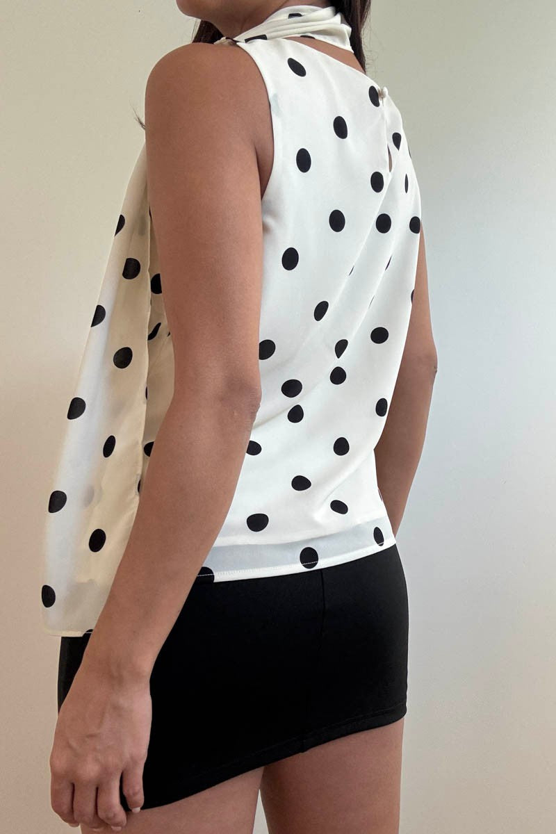 pretty polkas top