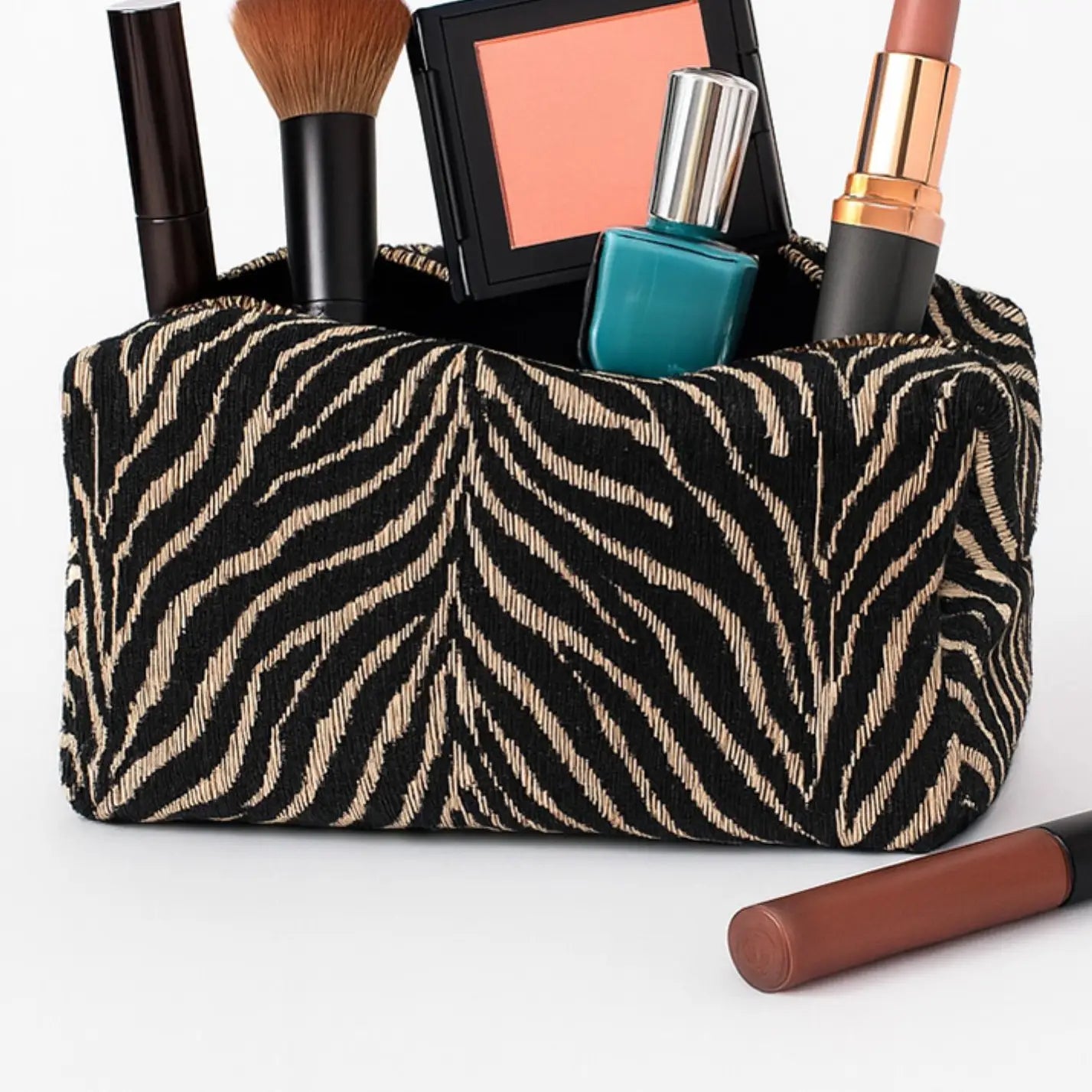 it girl cosmetic bag
