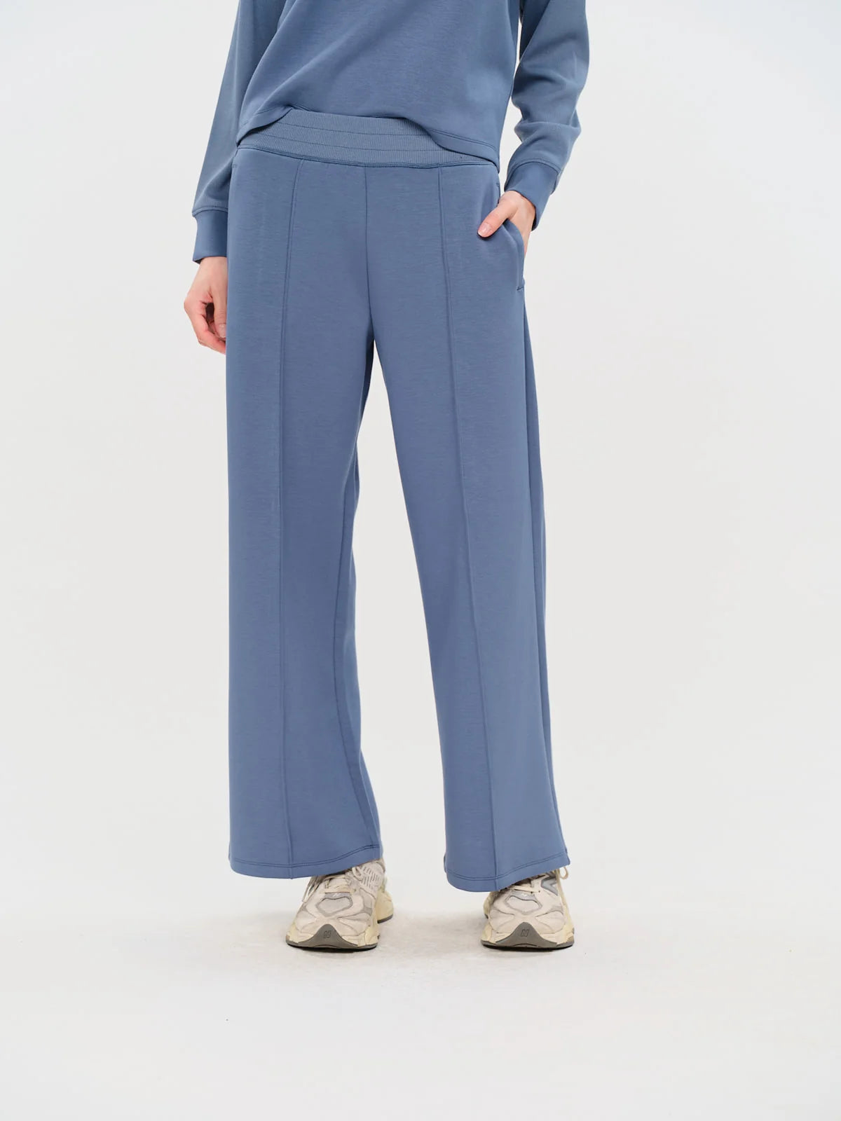scuba wide leg pants